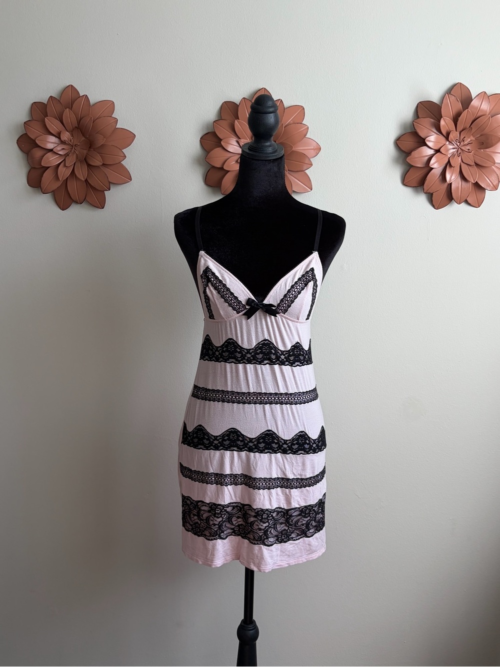 2011 Victoria’s Secret Pink & Black Lace Slip Dress